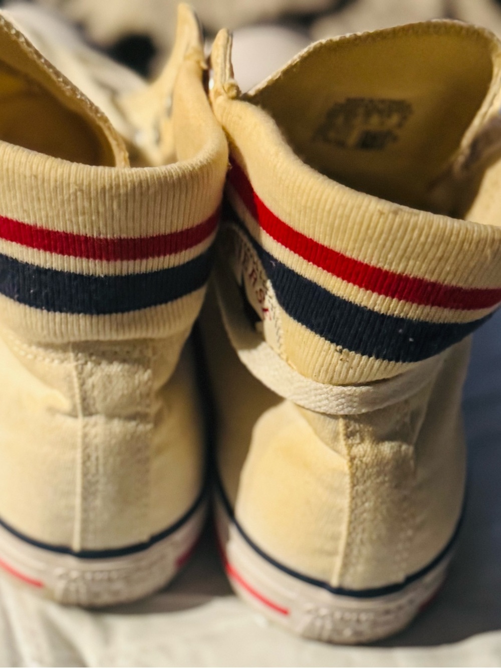 Converse Cream Canvas High-Tops with Blue and Red Trim Men’s Retro size 7.5 - Picture 7 of 10